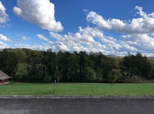 Grand View Ln, Clinton, TN 37716