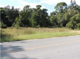 12 2nd Ave, Shalimar, FL 32579