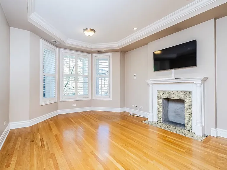1707 N Crilly Ct — Photo 4