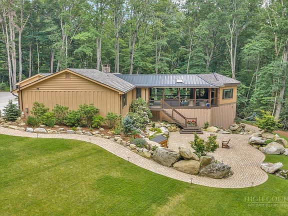 3rd image of 107 Rock Ledge Lane
