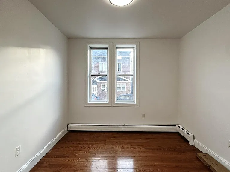 25 E 17th St #3A — Photo 6