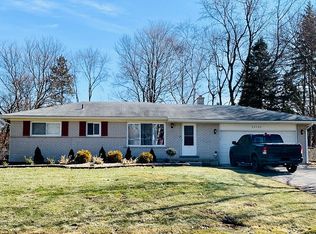 24380 Glenda St, Novi, MI 48375