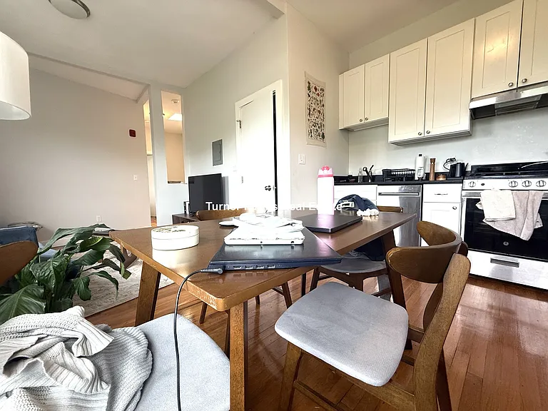 116 Willow St #4 — Photo 7