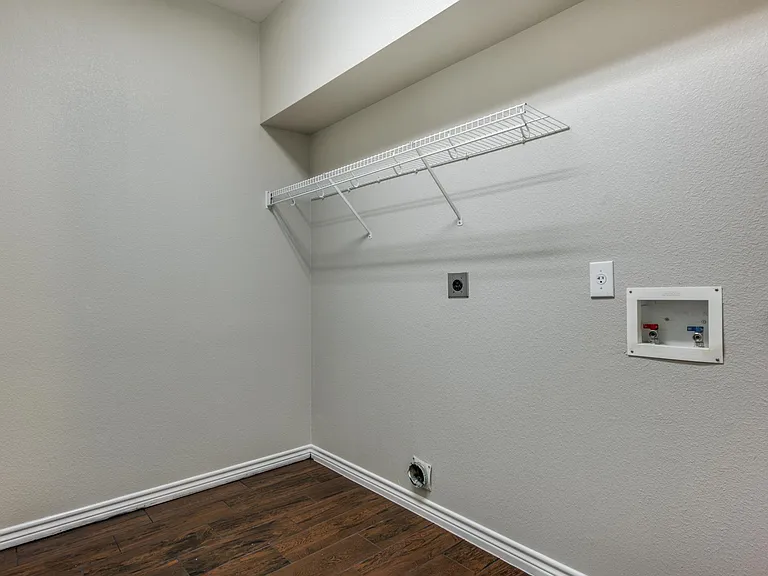 8726 Redwood Bnd — Photo 21