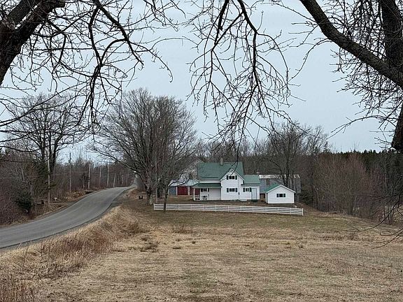 3rd image of 2008 Mount Hanley Rd