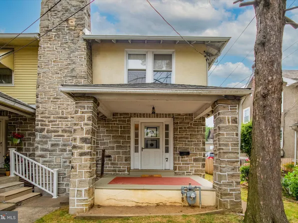 7 S Brighton Ave, Upper Darby, PA 19082
