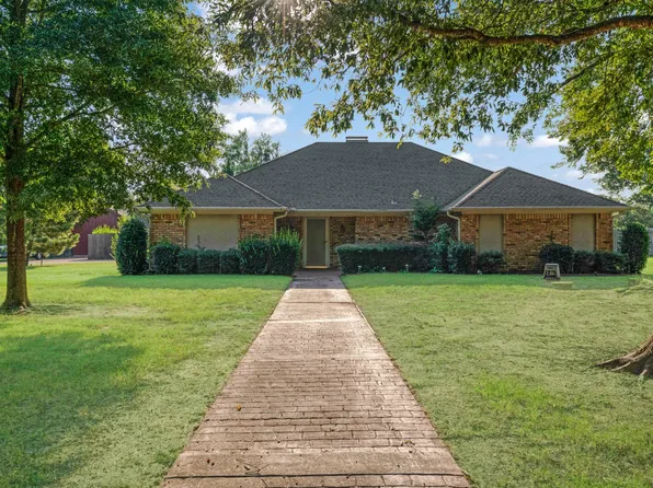 7142 Heather Ln, Paris, TX 75462