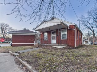 317 McRoberts St, Boonville, MO 65233