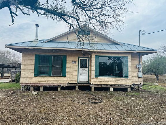 2nd image of 313 County Road 468