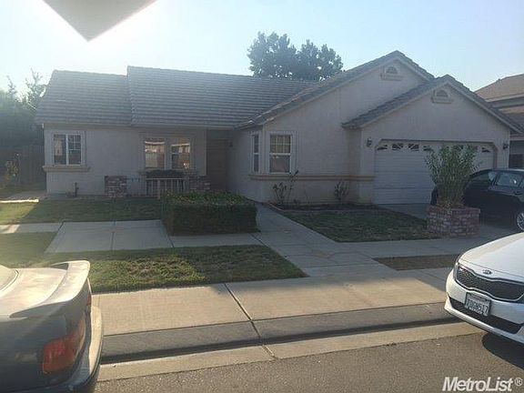 2nd image of 9561 N Driftwood Ave