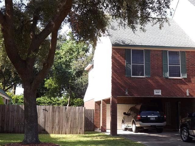 2nd image of 1810 Karankawas Ct