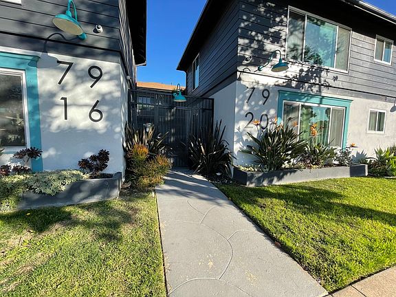 2nd image of 7916-7920 S Crenshaw Blvd #2