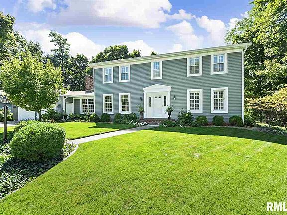 2nd image of 1118 W Sleepy Hollow Ct