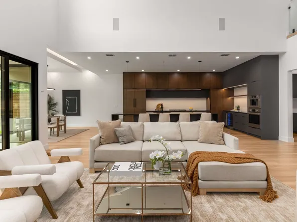 3722 Park Ln, Dallas, TX 75220