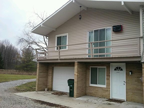 Side entry with garage entry