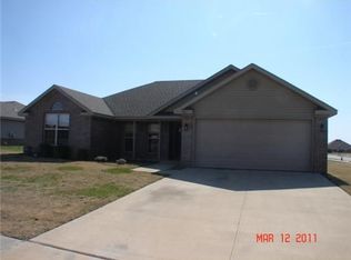 971 Josie Kate Ln, Springdale, AR 72764