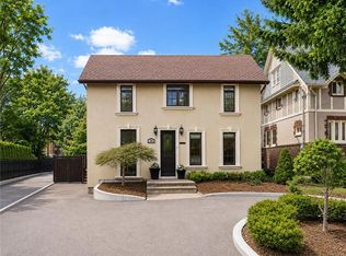 36 Mississauga Rd N, Mississauga, ON L5H2H6