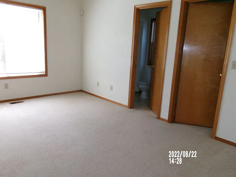 1431 SW Birdie Dr — Photo 11