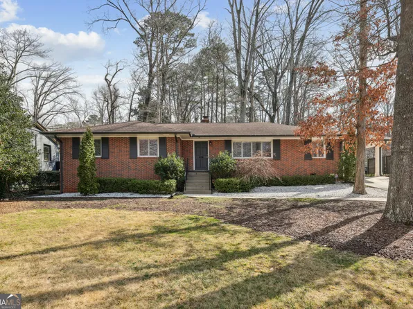 1047 Vistavia Cir, Decatur, GA 30033