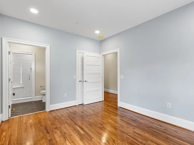 10 S Rowland St #2 — Photo 21