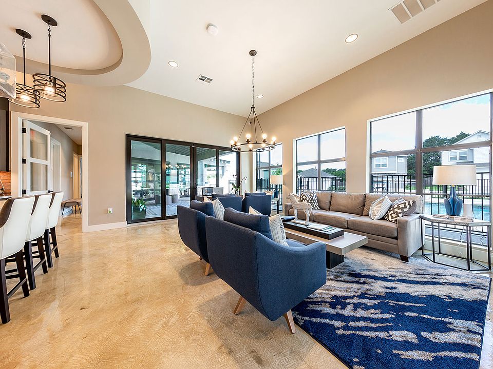 Clubhouse with Wi-Fi