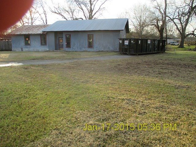 1st image of 1009 Bruce Cir