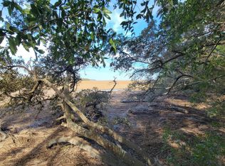 25 Dockside Ln, Saint Helena Island, SC 29920