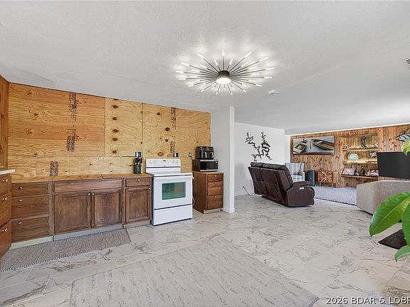 11th image of this home