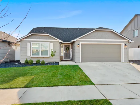 1808 E C St, Deer Park, WA 99006