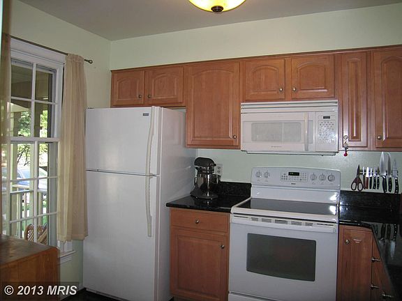 4th image of 6311 Chimney Wood Ct