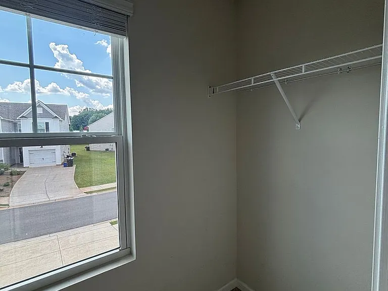 125 Adger Rd — Photo 22