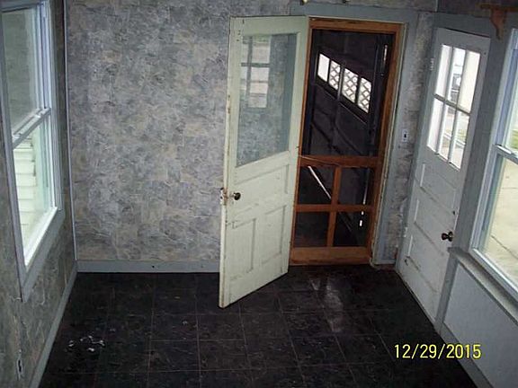 5th image of 509 S Jefferson St