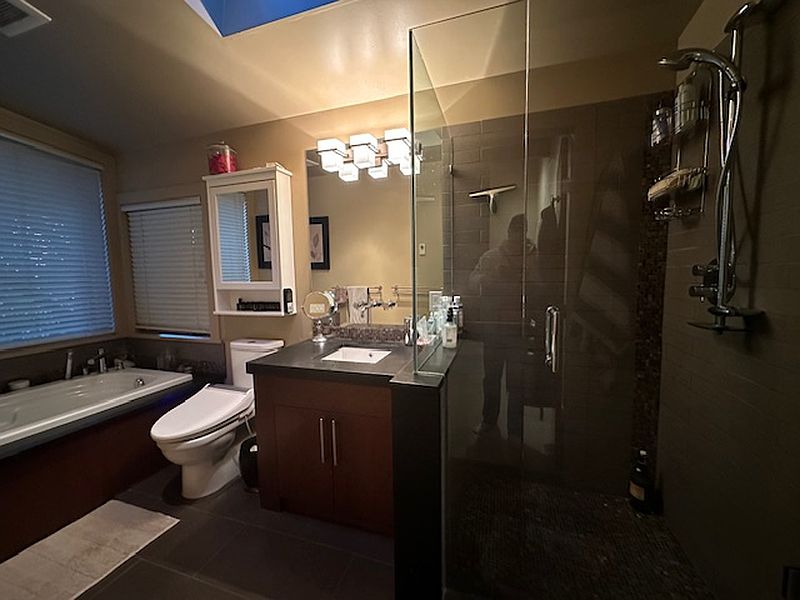 West Vancouver House for rent - 3 Bedrooms in West Vancouver