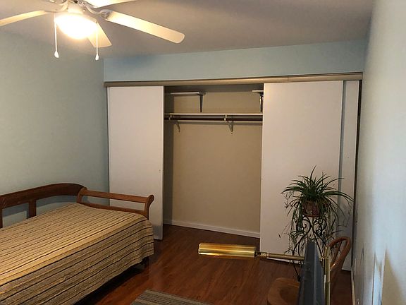 2nd image of 2929 Sunnyside Dr APT D270