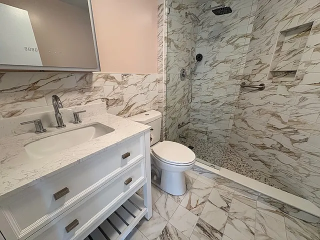 30 Lewis St #1 — Photo 6