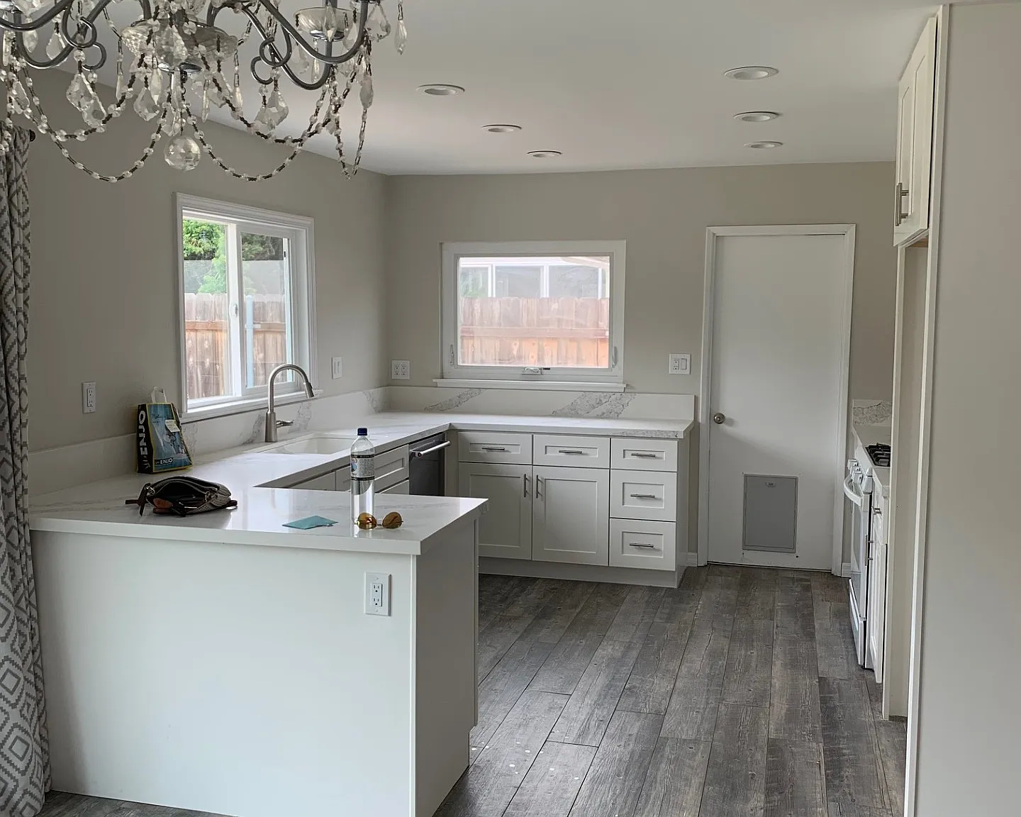 3 bed, 1421 sqft, $4,900 — Photo 4