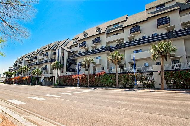 1st image of 7300 Lakeshore Dr APT 3
