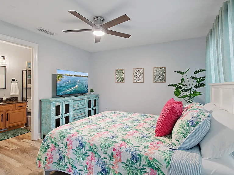 3360 S Osprey Ave #212B — Photo 21