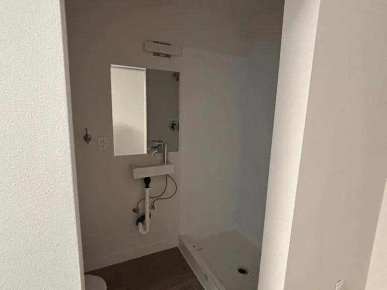 Bode Luna Park - 6 weeks Free & $99 Security Deposit OAC — Photo 3