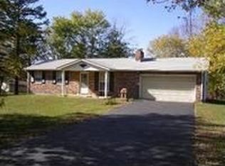 8873 Berry Rd, Bonne Terre, MO 63628