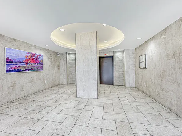 50 Oceana Drive image 2 of 19