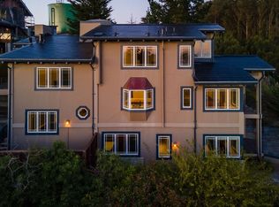 107 Dolphine Ave, El Granada, CA 94018