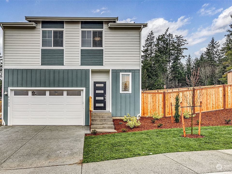 Pictures are of different model home. Specs can differ>