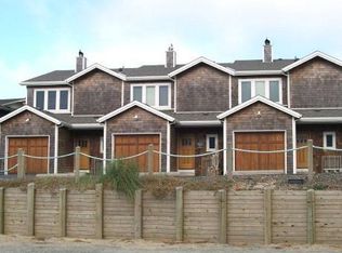 135 S Pacific St, Rockaway Beach, OR