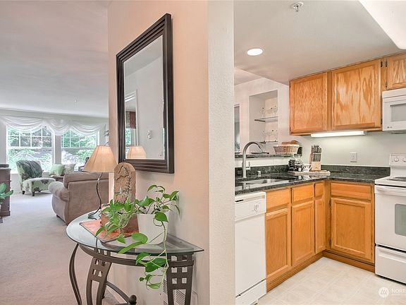 3rd image of 4109 224th Lane SE #202