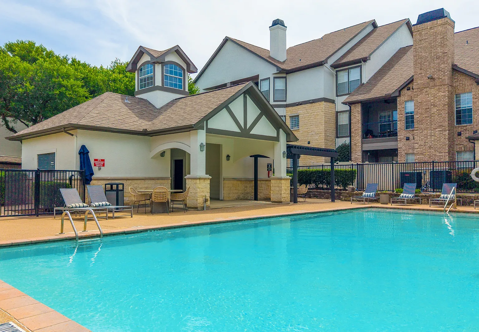Legacy Estates at Frisco — Photo 4