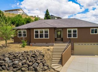 782 S Savoy Ct, Roseburg, OR 97471