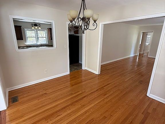 4th image of 4607 Adams Rd