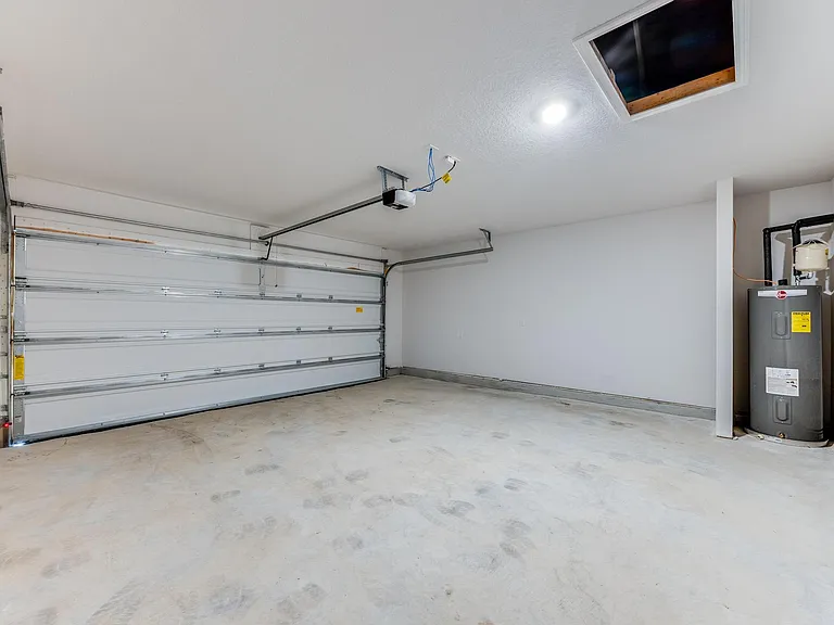310 Flounder St — Photo 29