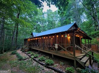 85 Clear Lake Ct, Ellijay, GA 30540